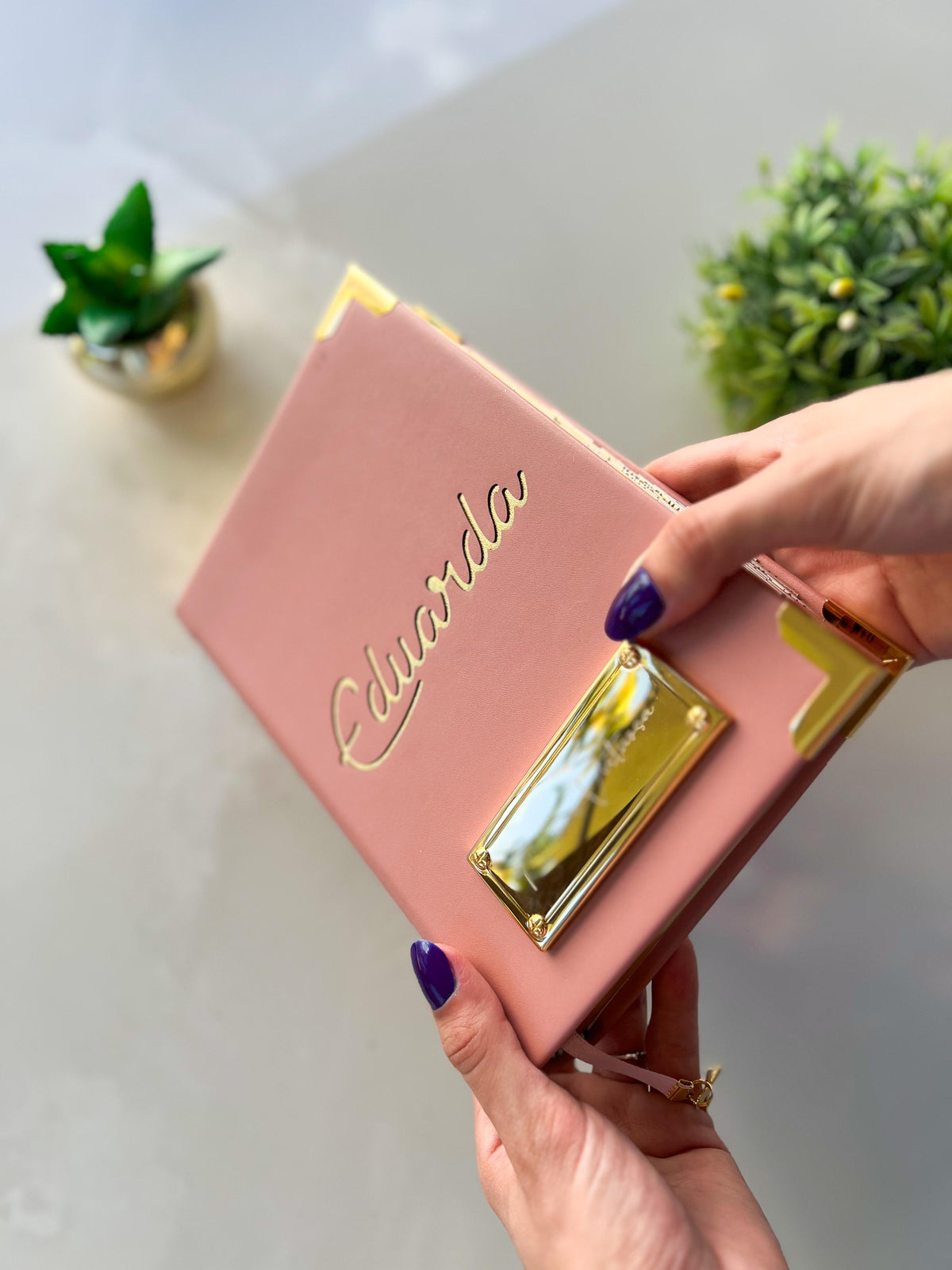 Black Bíblia Courino Rose Vintage com Nome Eduarda Vazado Dourado